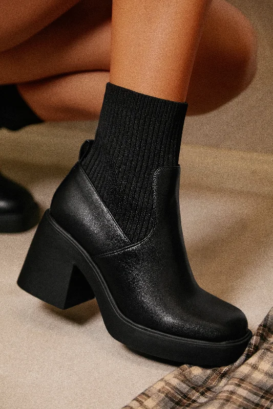 Addie Block Heel Ankle Boots - Black