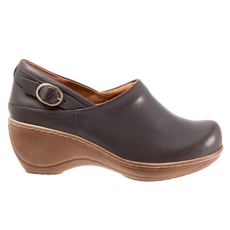 Softwalk Minna S2253-072 Womens Brown Wide Leather Slip On Clog Flats Shoes